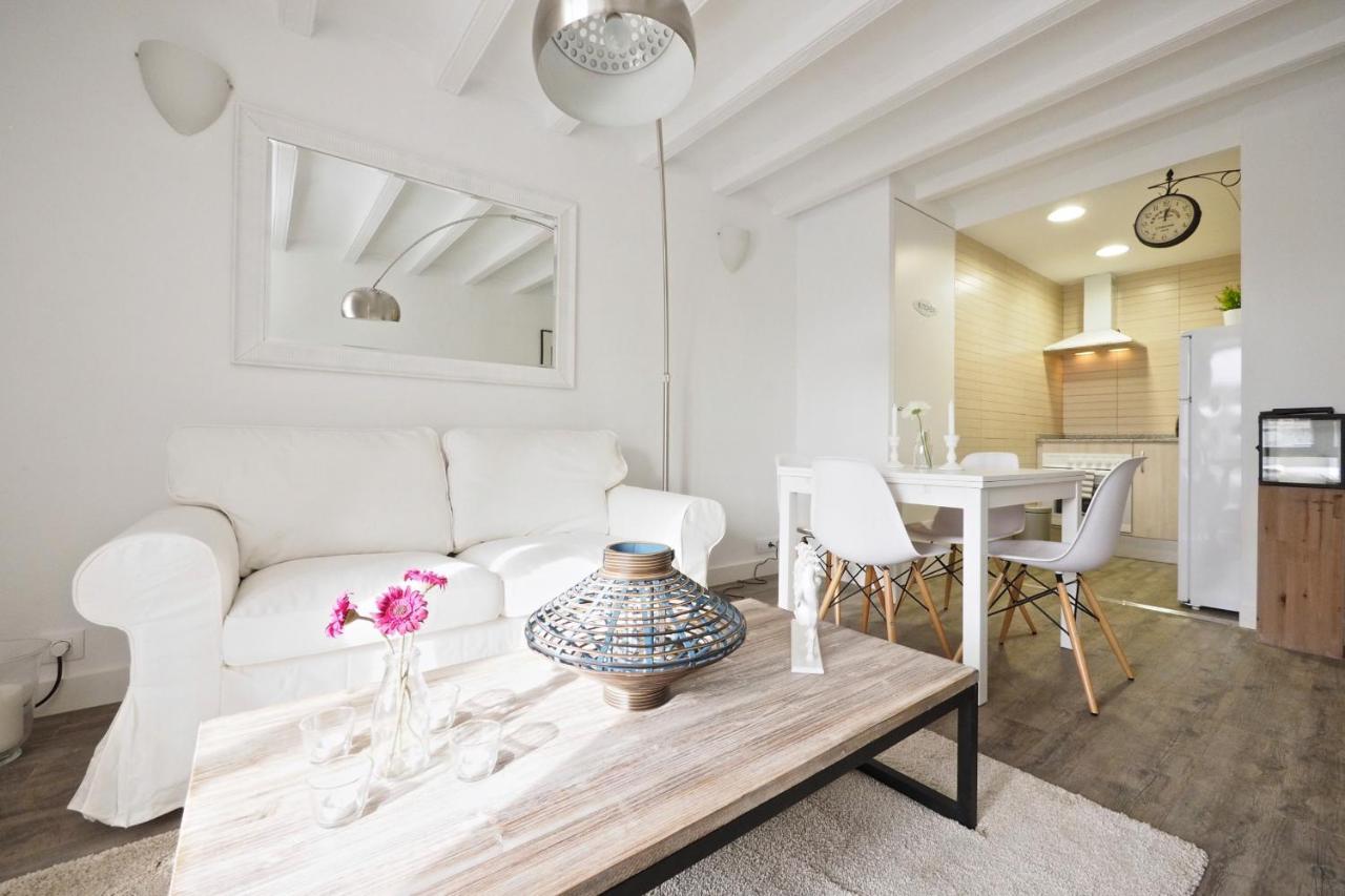 The White Flats Sant Antoni Apartment Barcelona Ngoại thất bức ảnh