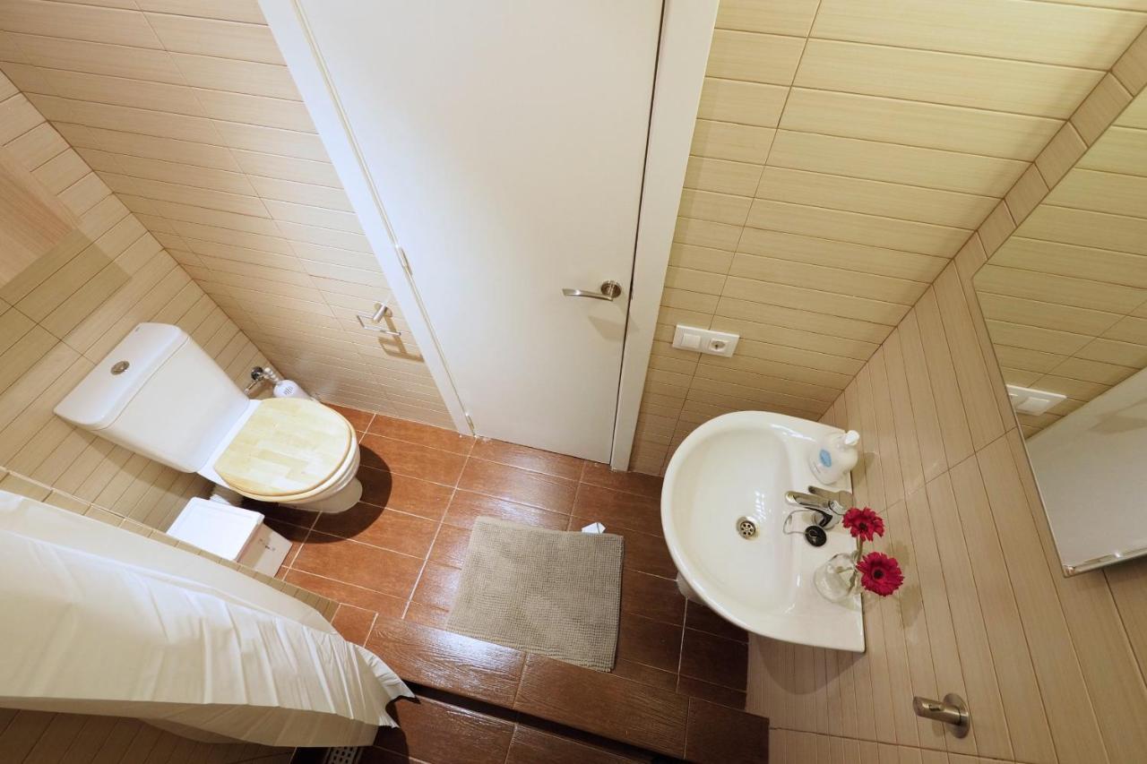 The White Flats Sant Antoni Apartment Barcelona Ngoại thất bức ảnh