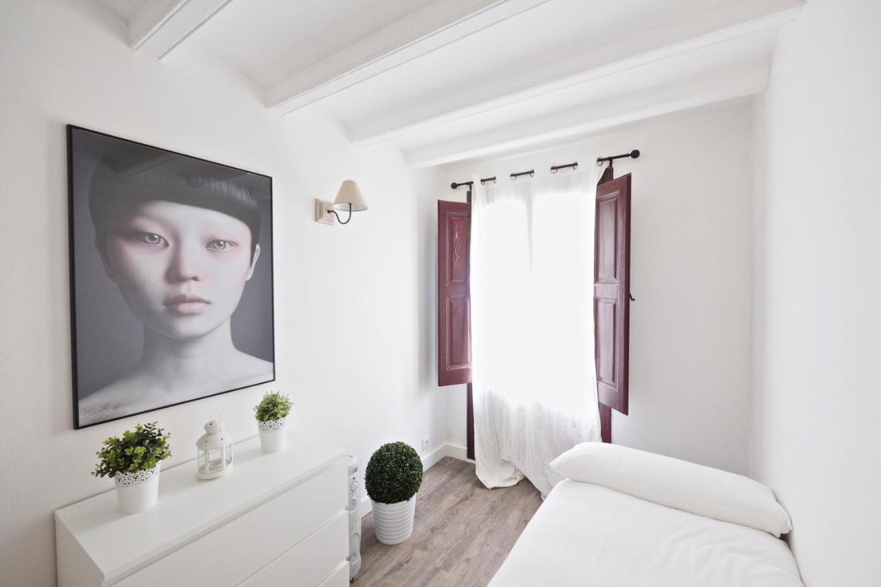 The White Flats Sant Antoni Apartment Barcelona Ngoại thất bức ảnh