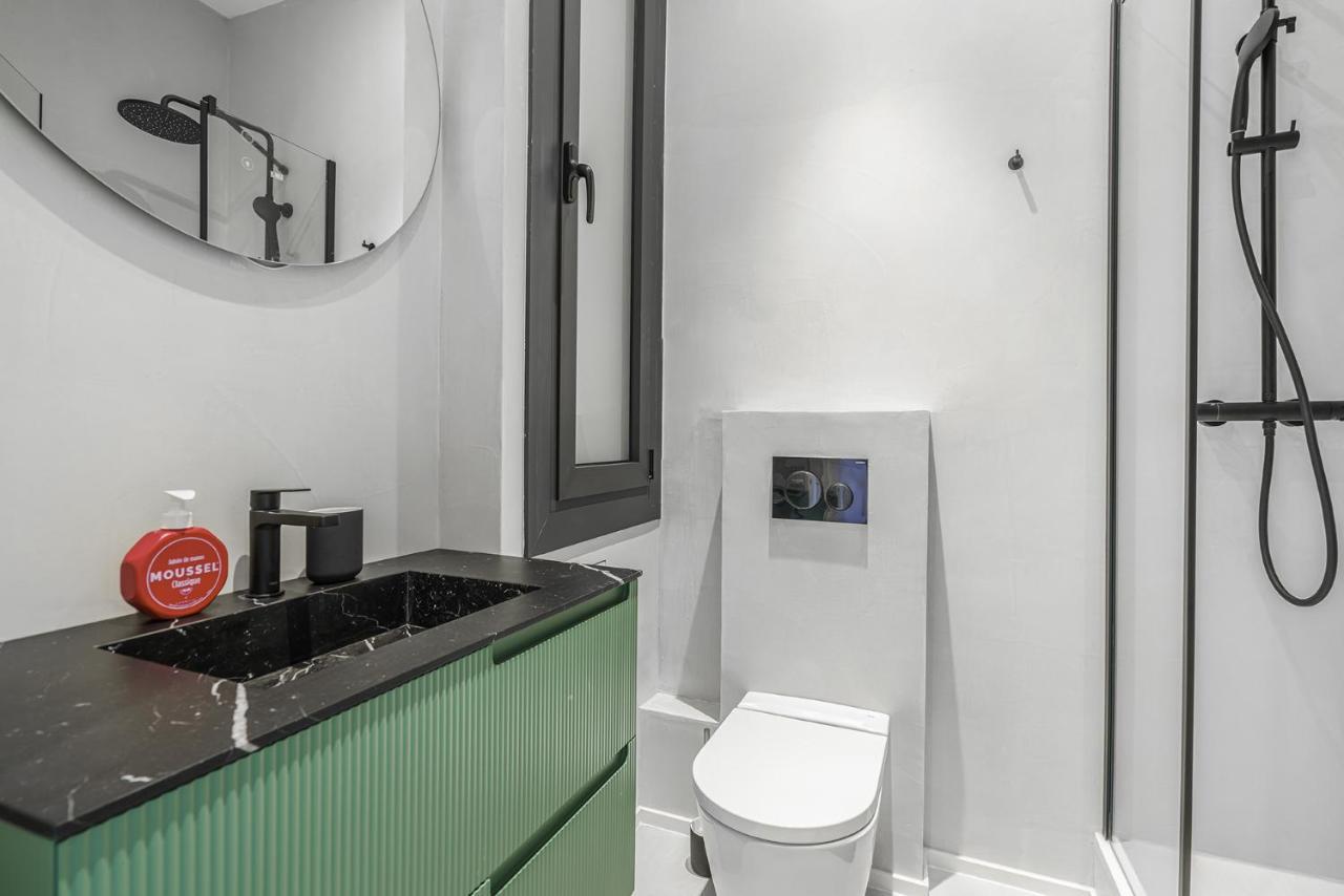 The White Flats Sant Antoni Apartment Barcelona Ngoại thất bức ảnh