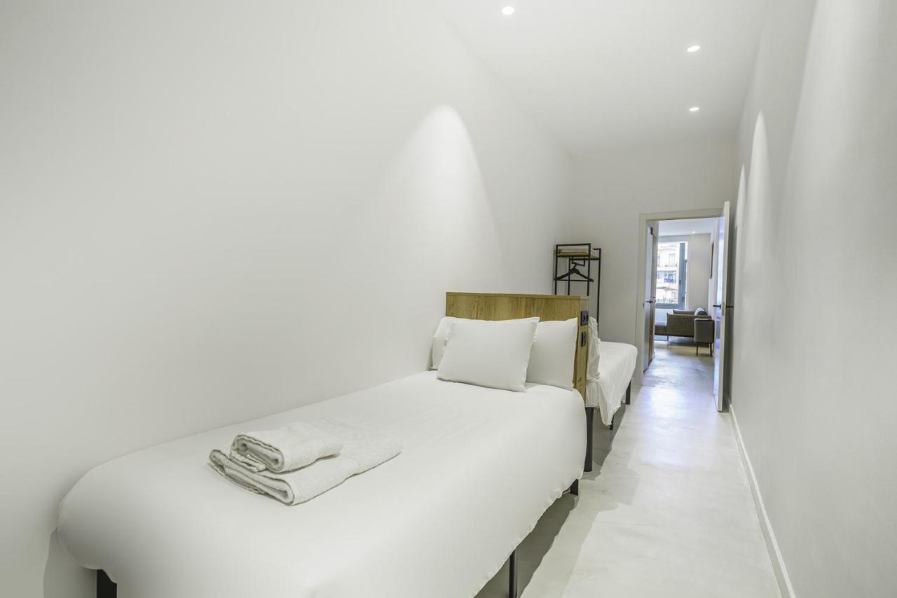 The White Flats Sant Antoni Apartment Barcelona Ngoại thất bức ảnh