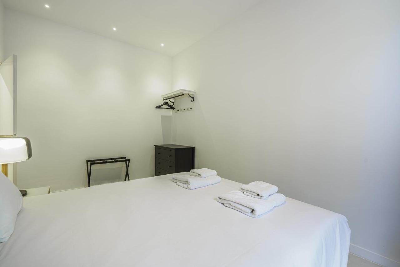 The White Flats Sant Antoni Apartment Barcelona Ngoại thất bức ảnh