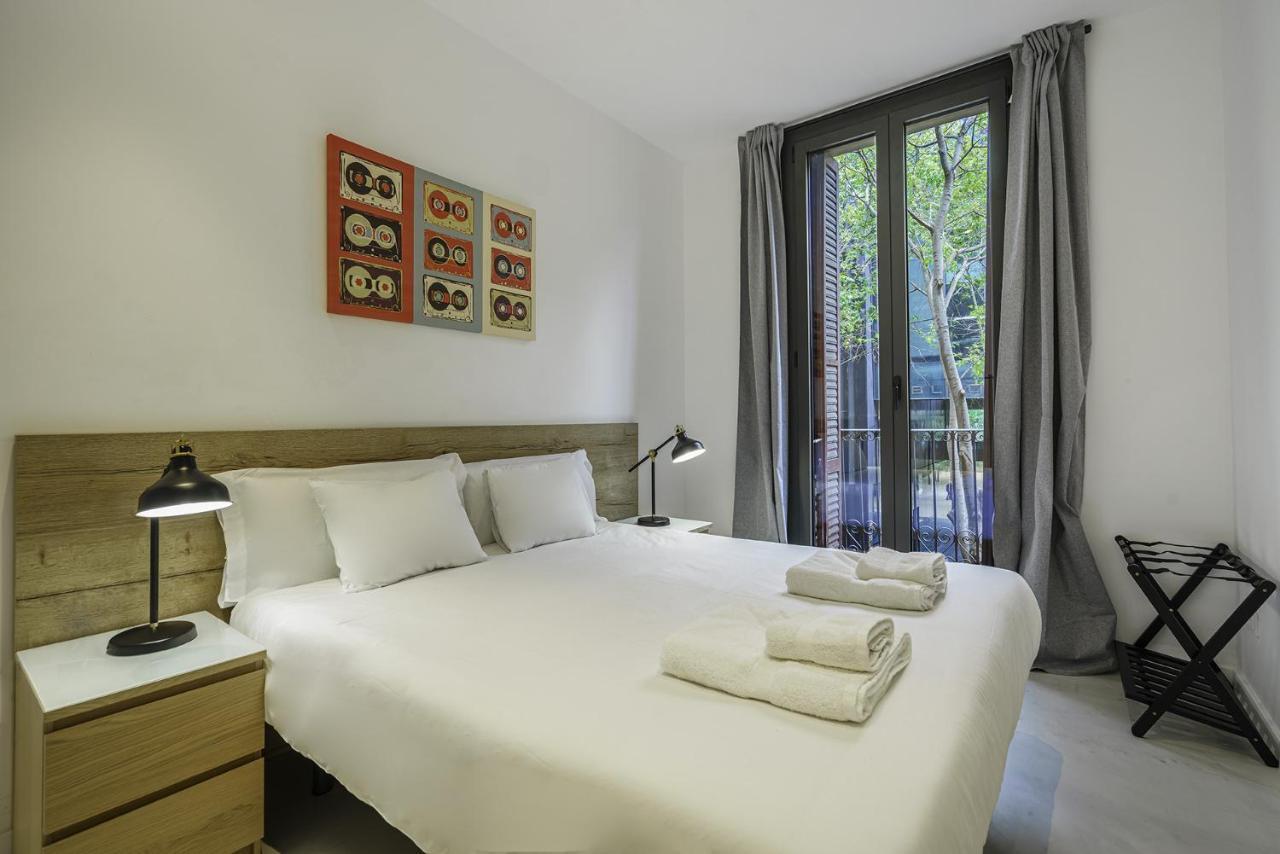 The White Flats Sant Antoni Apartment Barcelona Ngoại thất bức ảnh