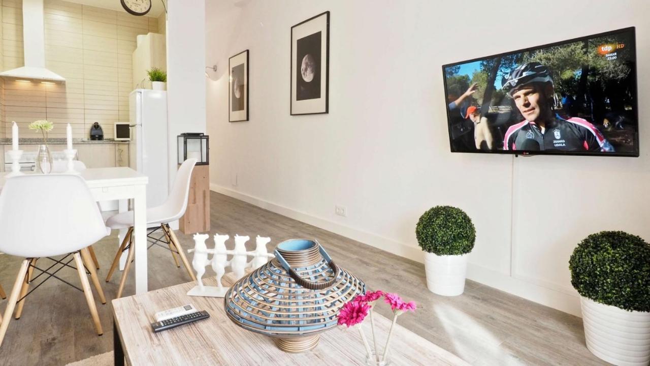 The White Flats Sant Antoni Apartment Barcelona Ngoại thất bức ảnh