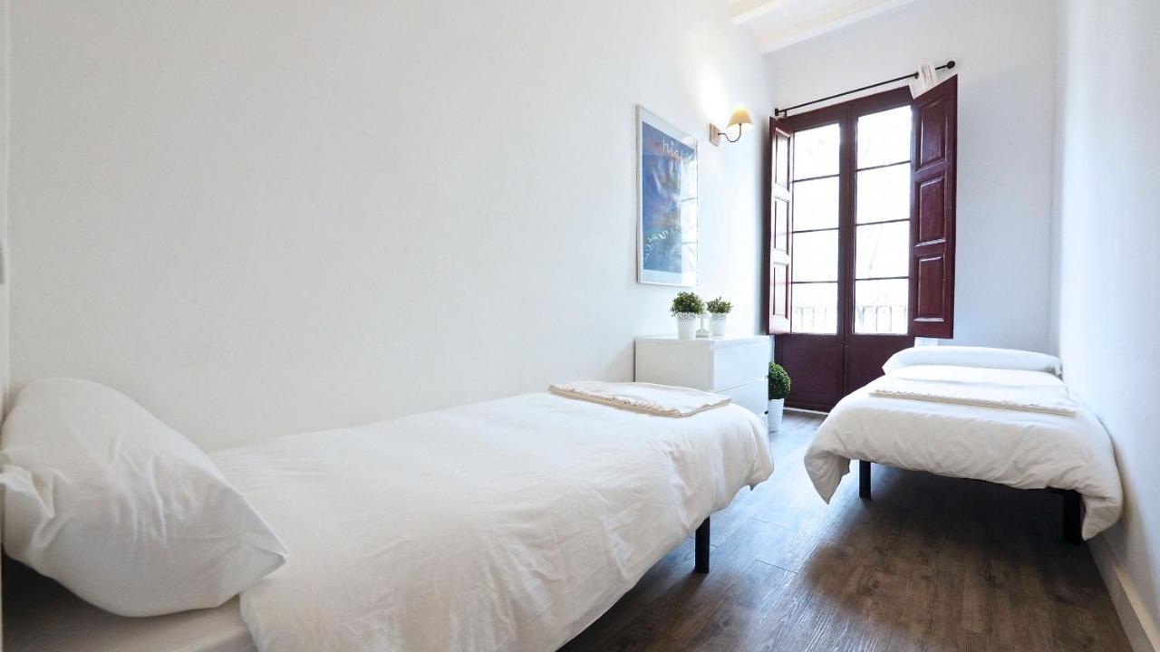 The White Flats Sant Antoni Apartment Barcelona Ngoại thất bức ảnh