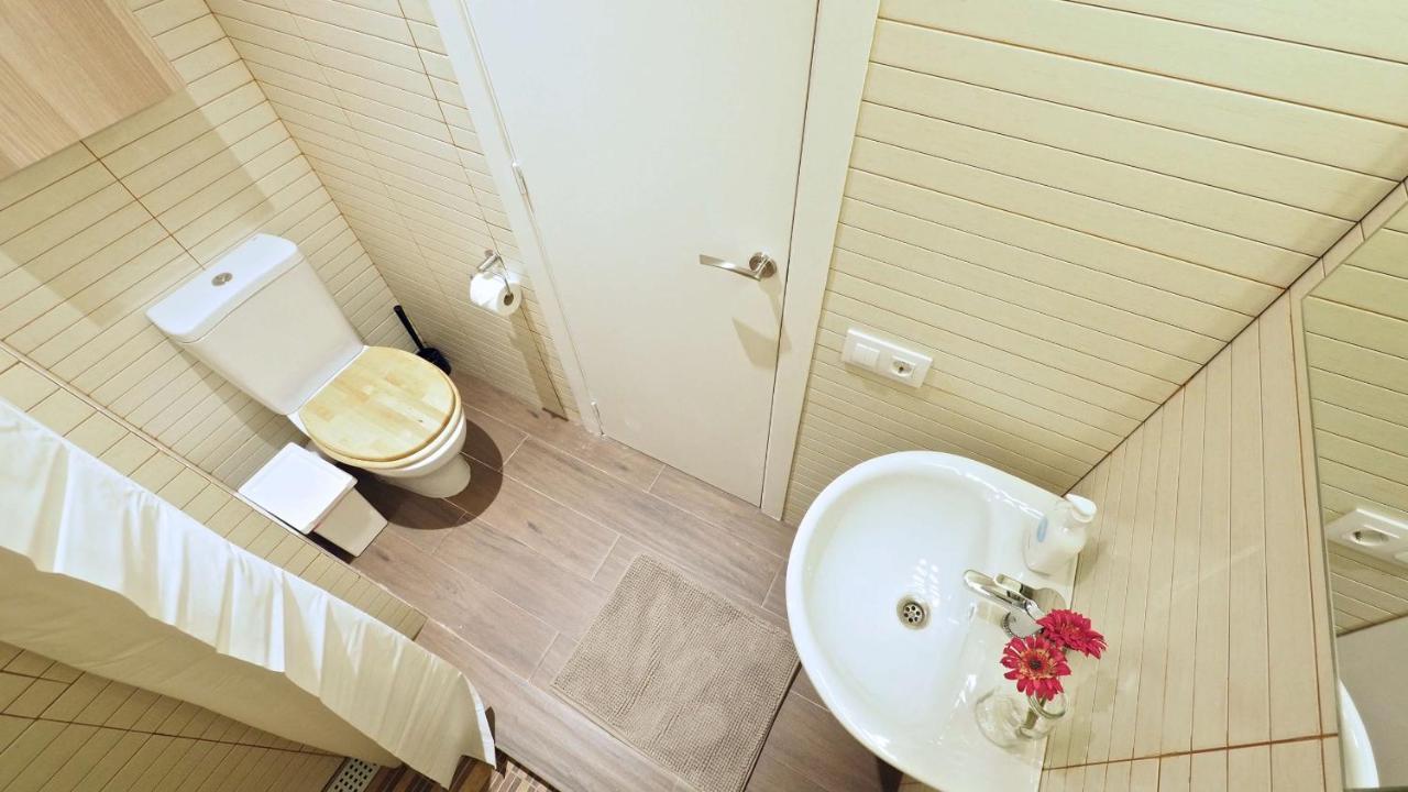 The White Flats Sant Antoni Apartment Barcelona Ngoại thất bức ảnh